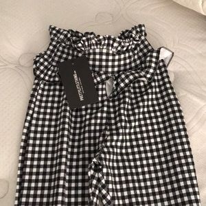 Gingham frill trousers